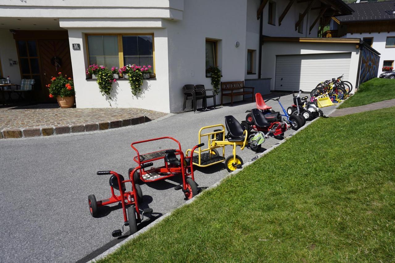 Apart-Hotel Alpinsonnenresidenz Fiss Eksteriør billede